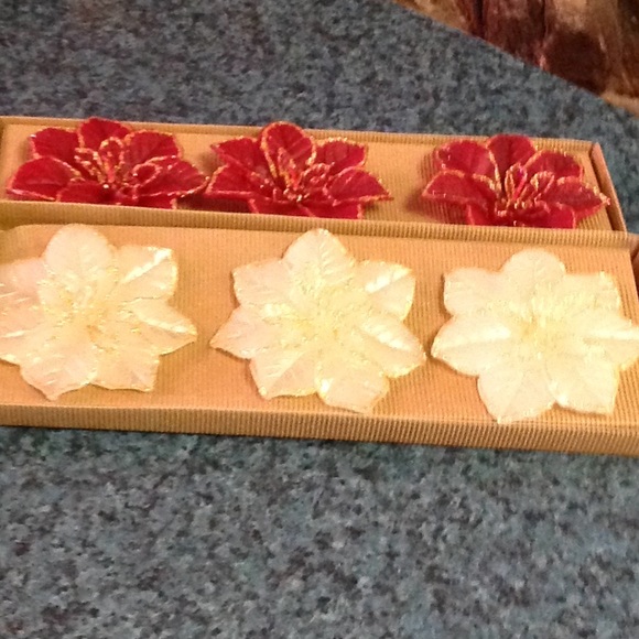 Floating candles - Picture 1 of 3